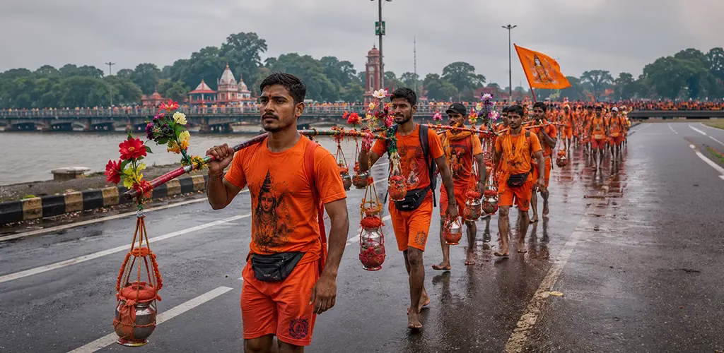 Kanwariyas carrying Ganga water on their journey