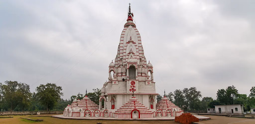 The Pura Mahadev temple complex in Baghpat